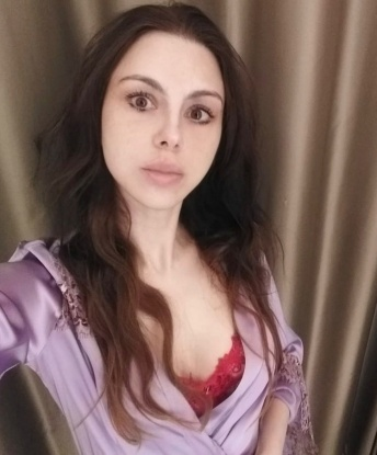 Полина